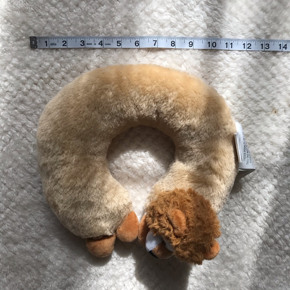 Kids Rounded Travel Pillow - Picture 4 of 6